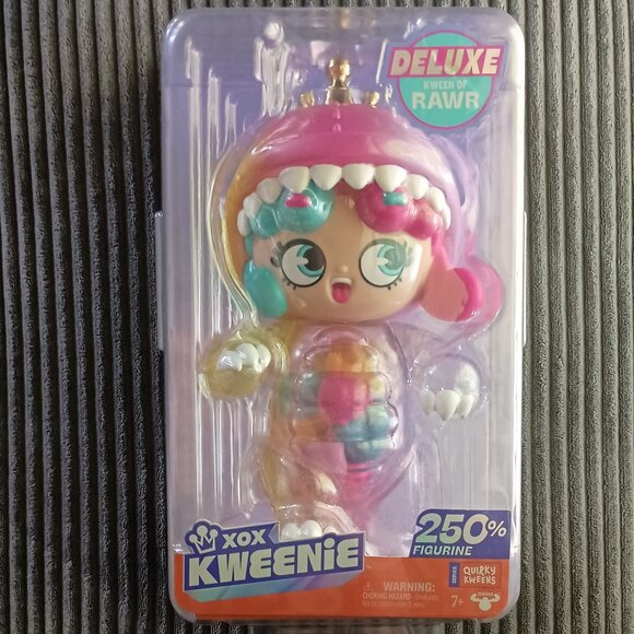 Kween of Rawr 11" Mega Size DELUXE Figure Cool Dinosaur Shaker Fillings NEW+BOX - Picture 2 of 3